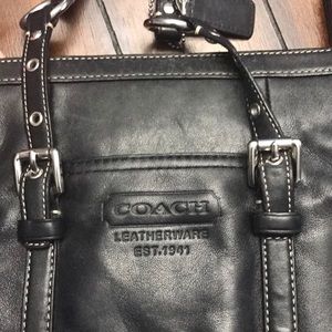 Coach Gallery Lunch leather tote- soft and cute!!